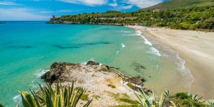 Romantic escape to Marina di Camerota: the best travel tips for a fairytale holiday